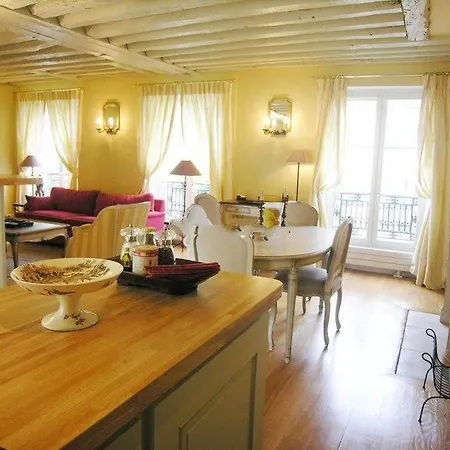 Beautiful 2 Bdrm- In The Heart Of The Marais *