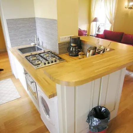Beautiful 2 Bdrm- In The Heart Of The Marais Paris